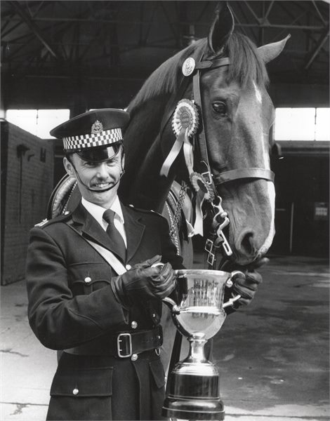 R0bert Goldie and Newton