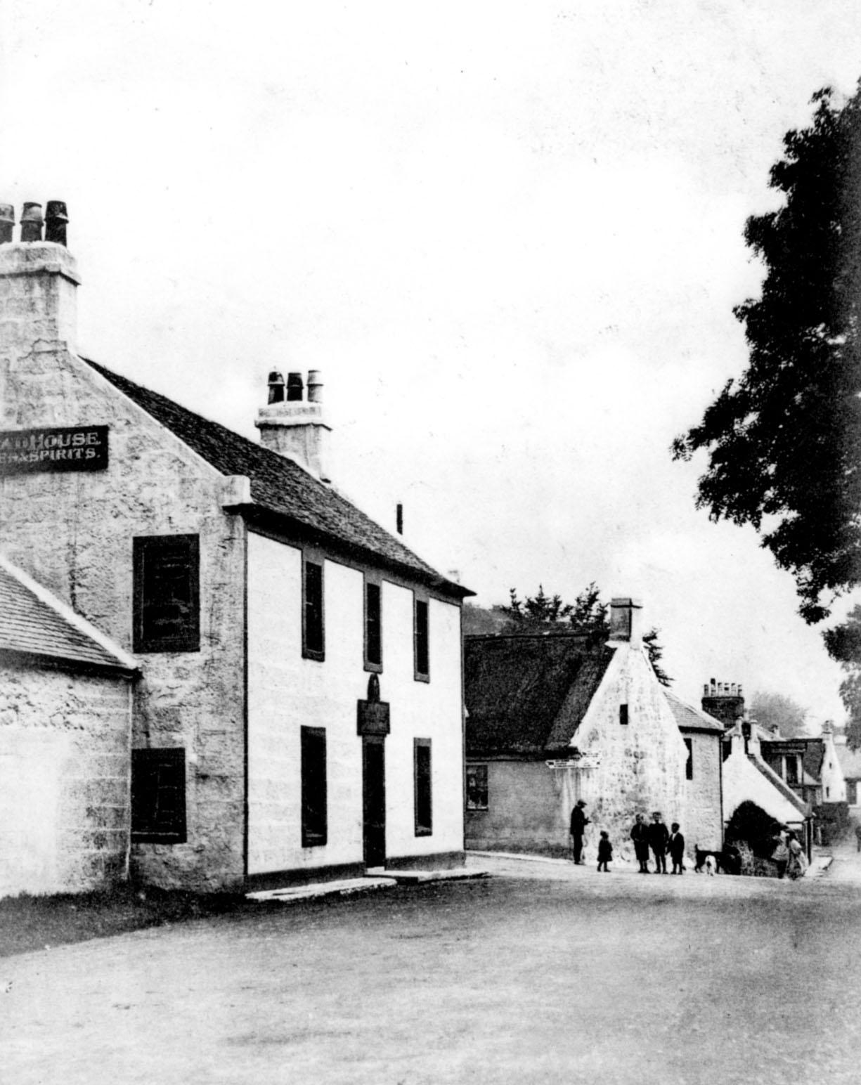 Main St